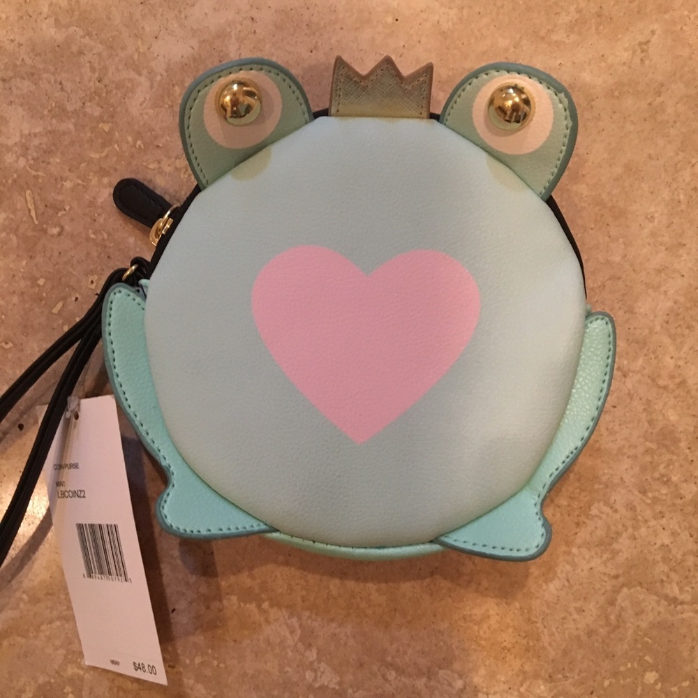 NWT - Betsey Johnson purse